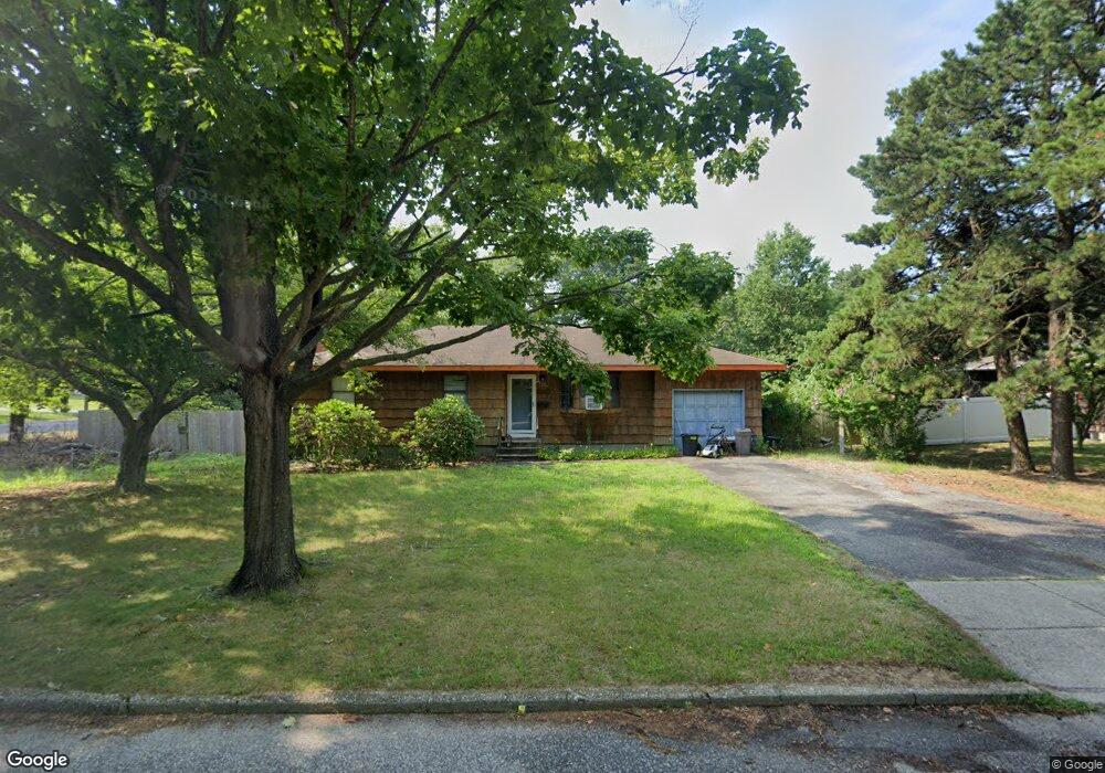 2804 Knickerbocker Ave, Medford, NY 11763 - photo 1