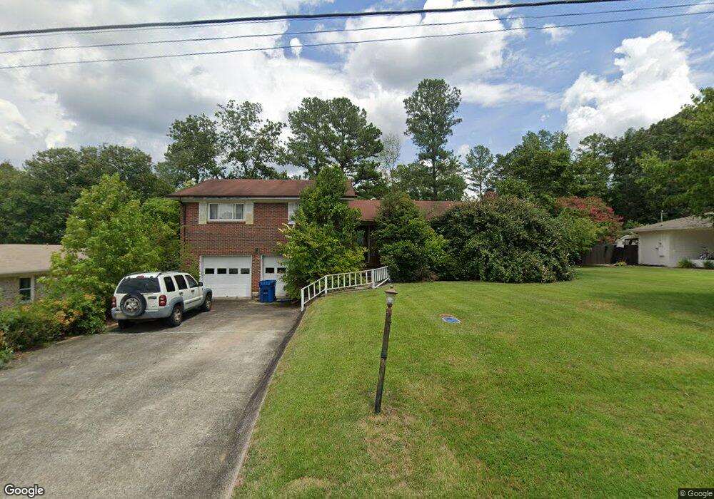 145 Nottingham Rd, Rainbow City, AL 35906 - photo 1