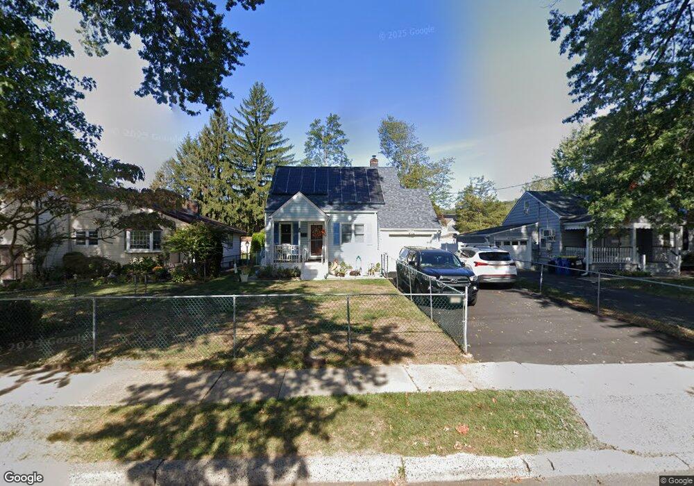 724 Greenbrook Rd, North Plainfield, NJ 07063 - photo 1