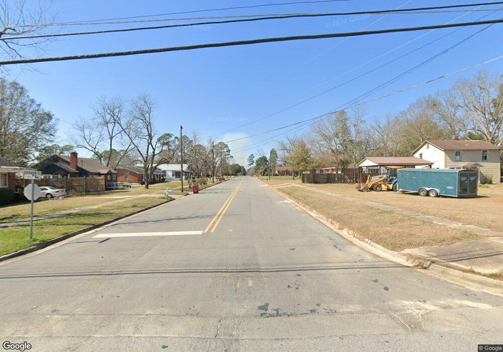 29 W Graham St, Mc Rae, GA 31055 - photo 1