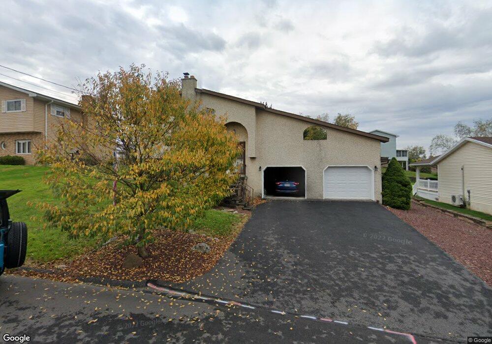 628 Spruce St, Olyphant, PA 18447 - photo 1