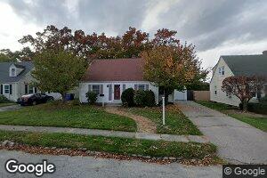 142 Roslyn Ave, Cranston, RI 02910
