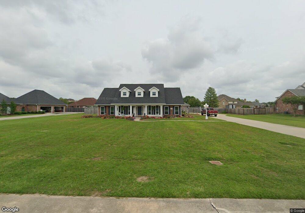 1682 Swan Dr, Lake Charles, LA 70605 - photo 1