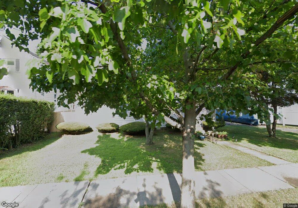 127 Center St, Stamford, CT 06906 - photo 1