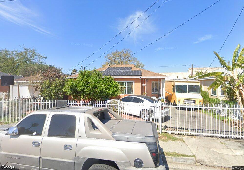 823 W Spruce St, Compton, CA 90220 - photo 1