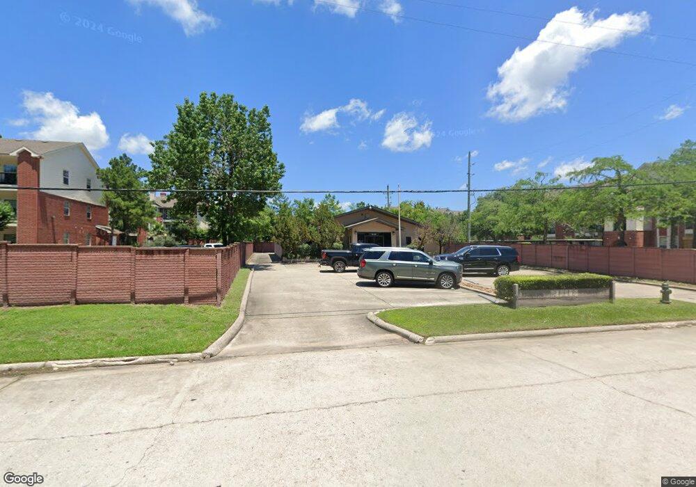 318 Briar Rock Rd, Spring, TX 77380 - photo 1