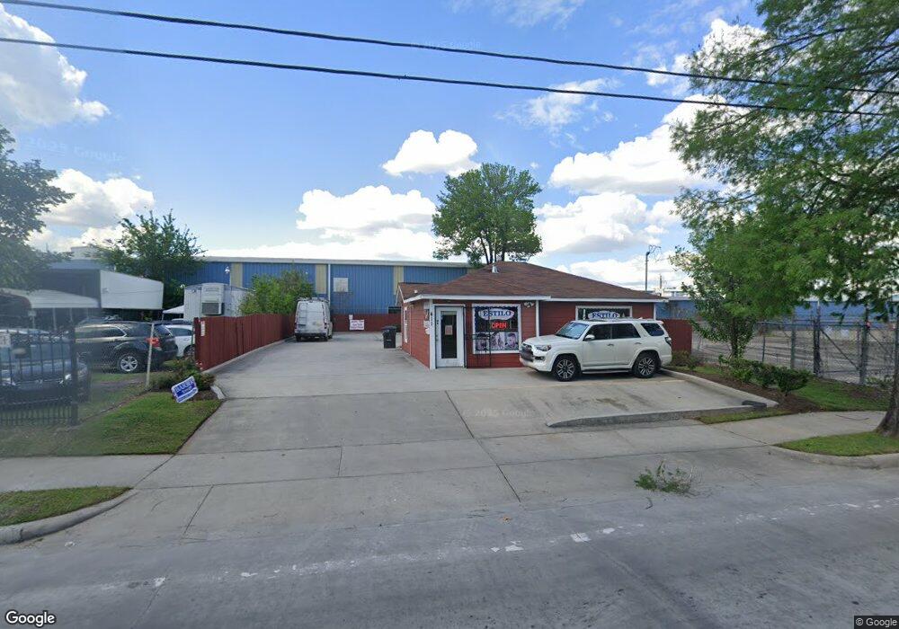 411 Crosstimbers St, Houston, TX 77022 - photo 1