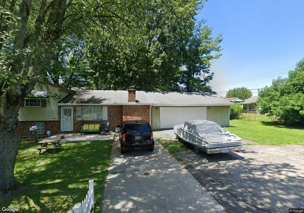 4135 Manor Rd, Columbus, OH 43224 - photo 1