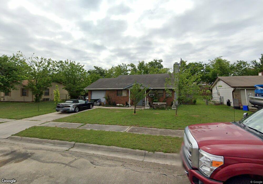 914 Hackberry St, Copperas Cove, TX 76522 - photo 1