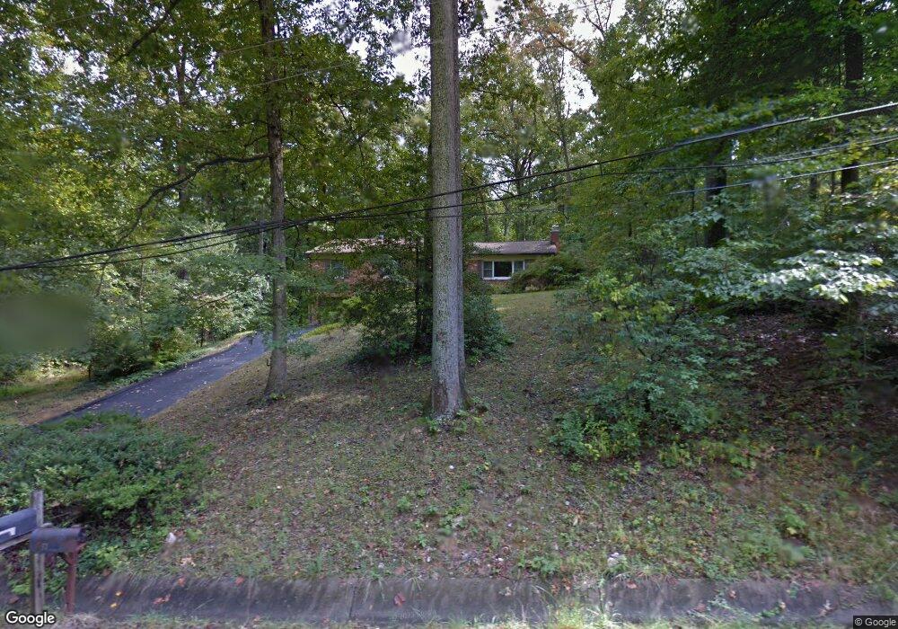 8922 Glenbrook Rd, Fairfax, VA 22031 - photo 1