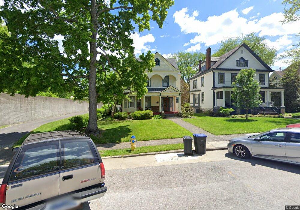 107 Shelby St, Frankfort, KY 40601 - photo 1