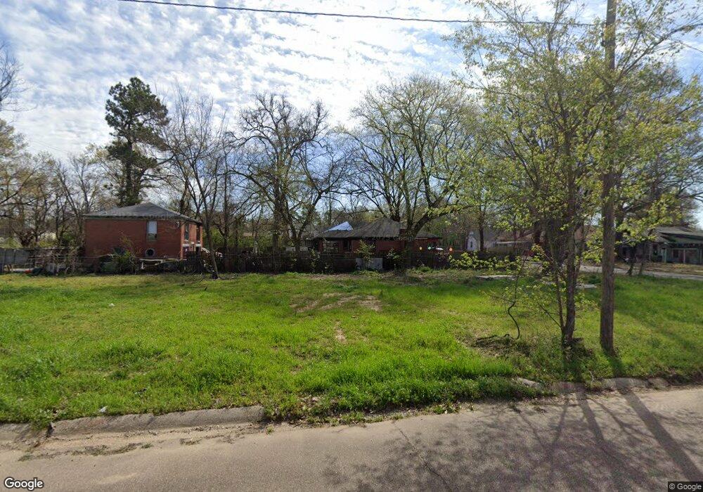 902 Brown St, Texarkana, TX 75501 - photo 1
