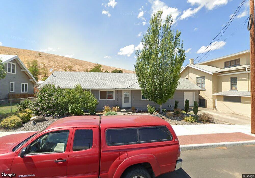 275 N Gale St, Heppner, OR 97836 - photo 1