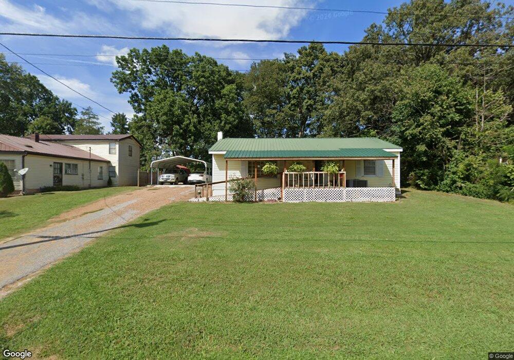 117 W Brooklyn St, Linden, TN 37096 - photo 1
