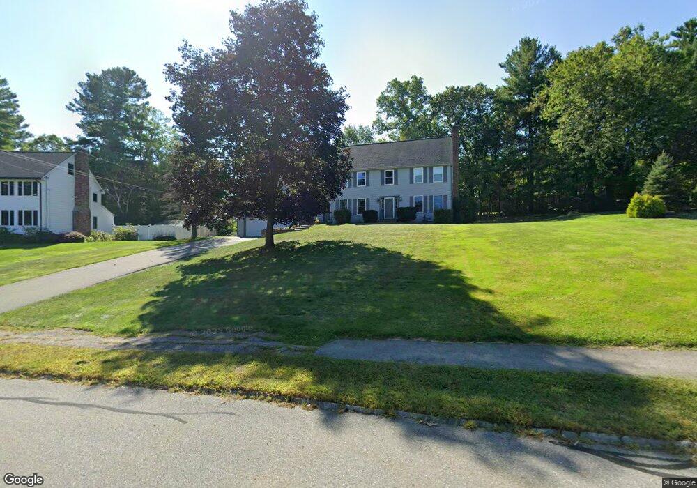 19 Bicentennial Dr, Nashua, NH 03062 - photo 1