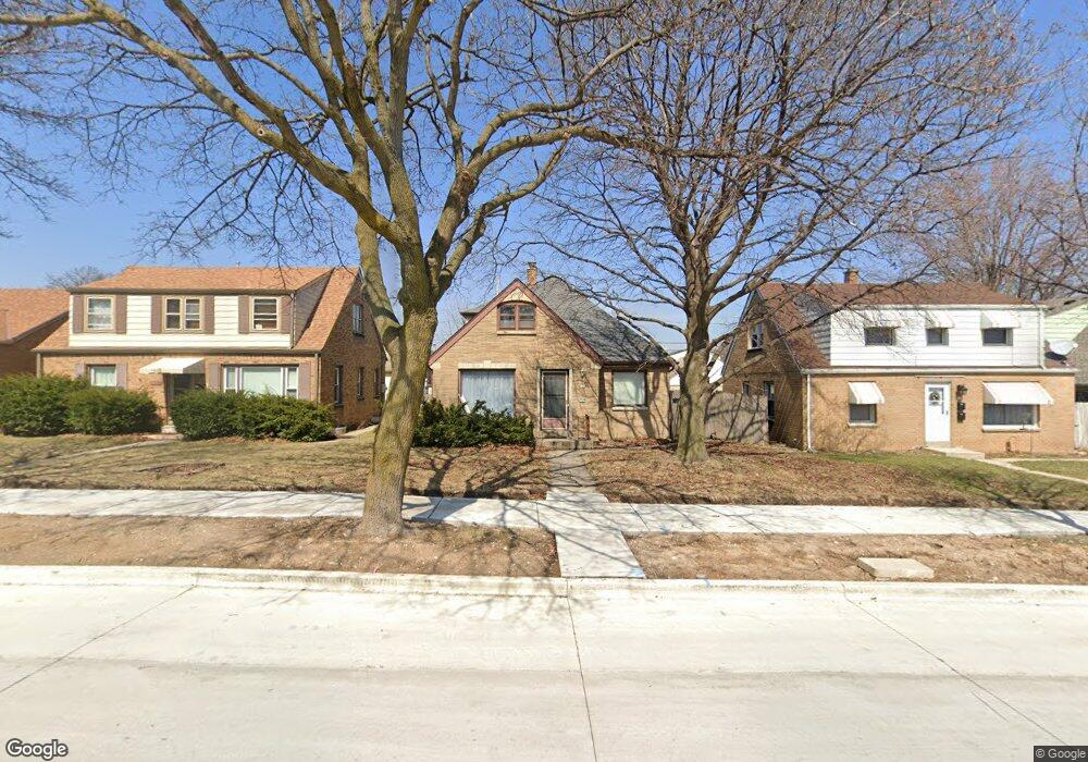 514 W Howard Ave, Milwaukee, WI 53207 - photo 1