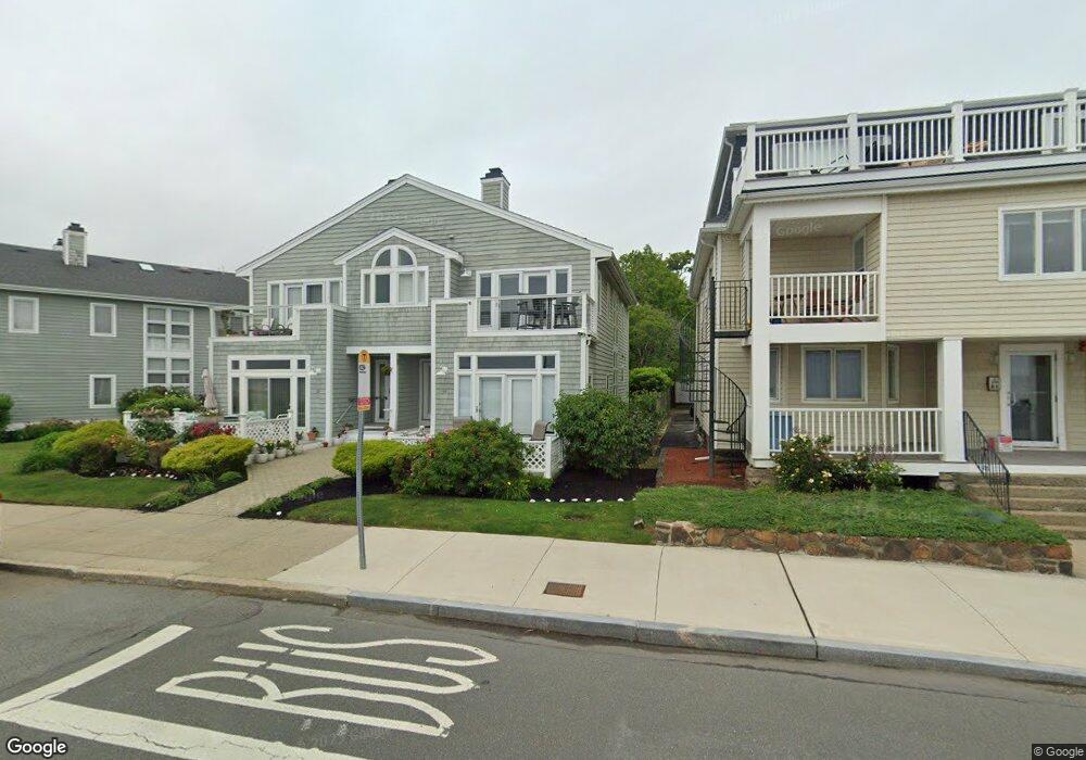 34 Humphrey St unit 3, Swampscott, MA 01907 - photo 1