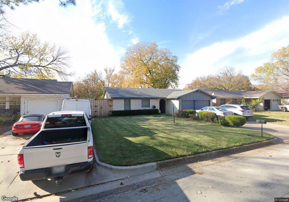 211 Terry Rd, Hurst, TX 76053 - photo 1