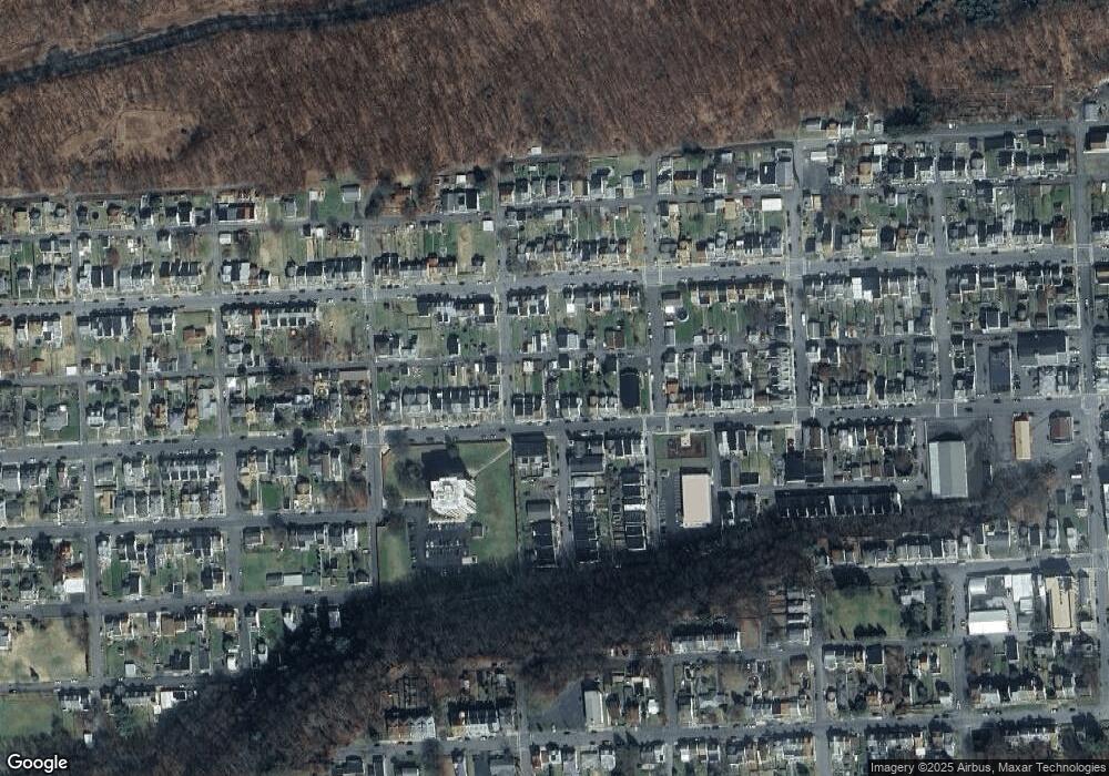 1239 W Arch St, Coal Township, PA 17866 - photo 1