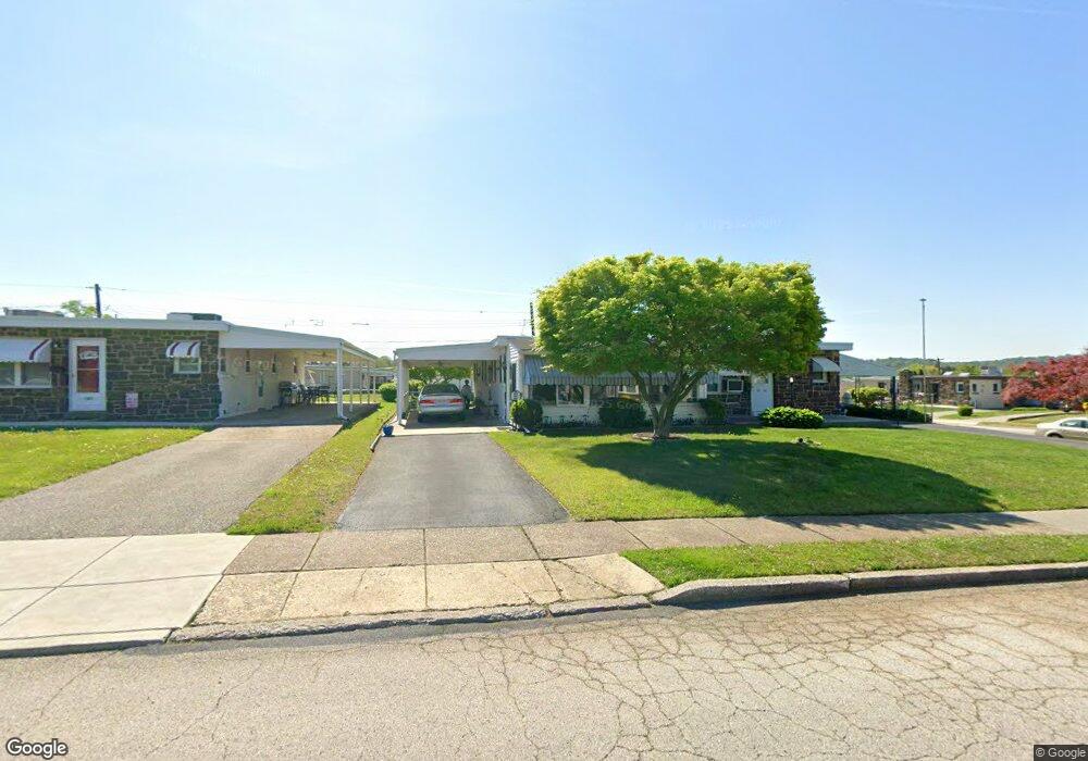 1303 Hillcrest Rd, Conshohocken, PA 19428 - photo 1