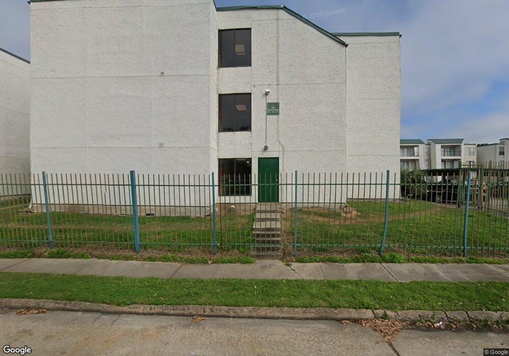 2816 S Bartell Dr unit 26, Houston, TX 77054 - photo 1