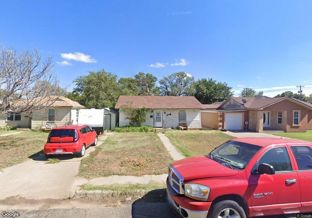 104 Elm Ave, Dumas, TX 79029 - photo 1