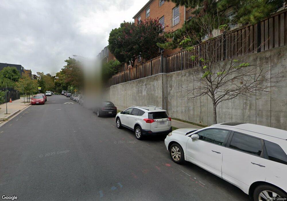 1652 Beekman Place NW unit D, Washington, DC 20009 - photo 1