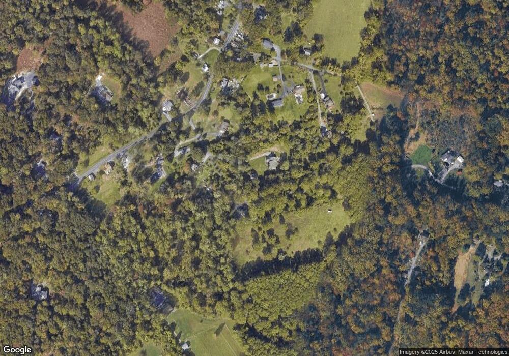 20 Beech Ln, Reading, PA 19606 - photo 1