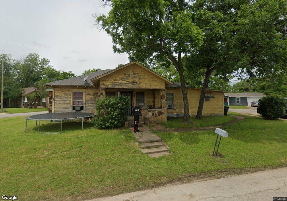 113 Mansfield Rd, Cleburne, TX 76031 - photo 1