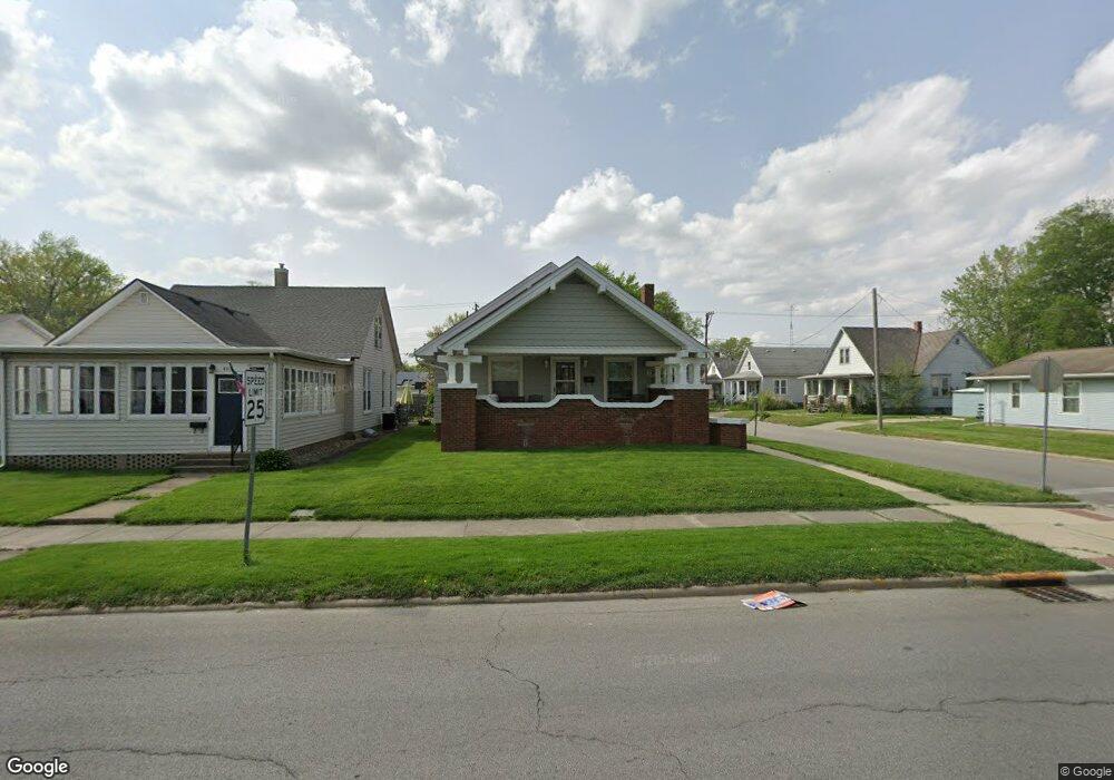 403 S Kickapoo St, Lincoln, IL 62656 - photo 1