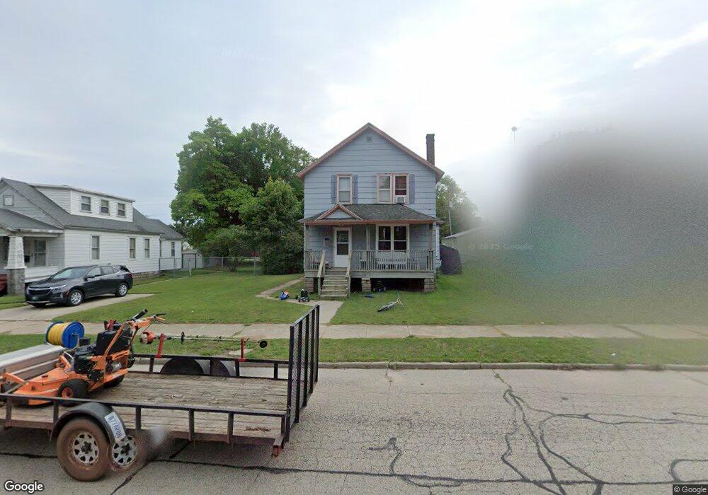 1209 15th Ave, Menominee, MI 49858 - photo 1