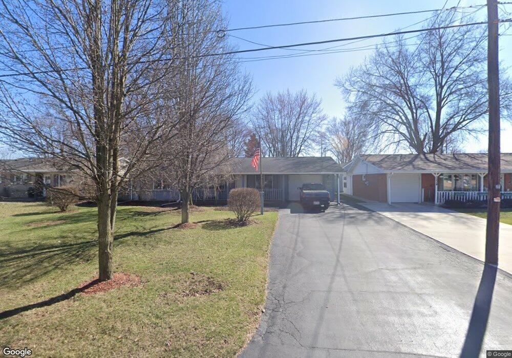 1233 5th St, Findlay, OH 45840 - photo 1