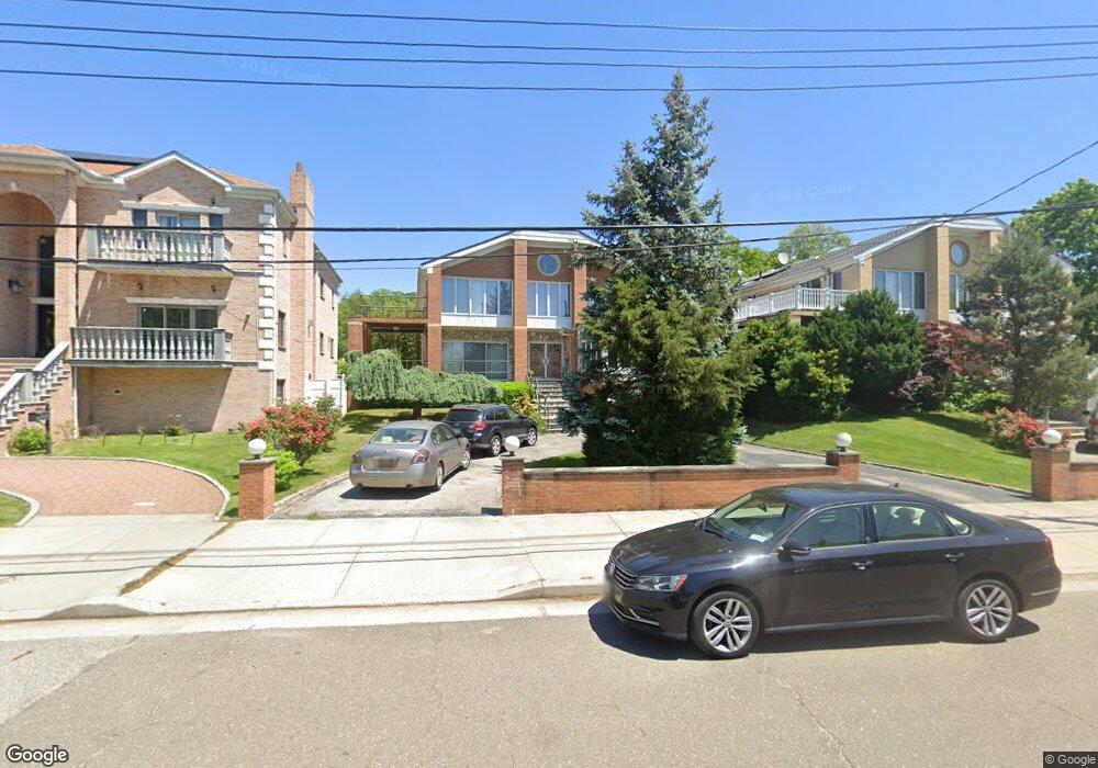 3911 234th St, Little Neck, NY 11363 - photo 1