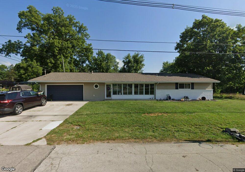 900 W Yale Ave, Muncie, IN 47304 - photo 1