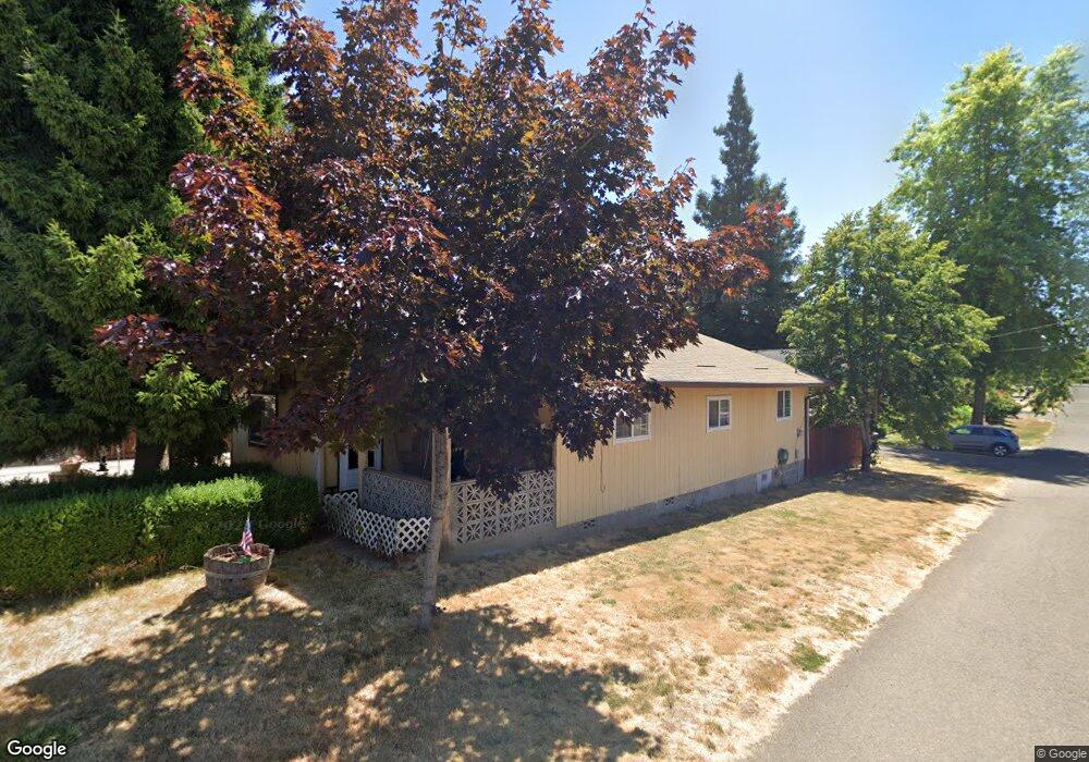 232 Grant, Carlton, OR 97111 - photo 1