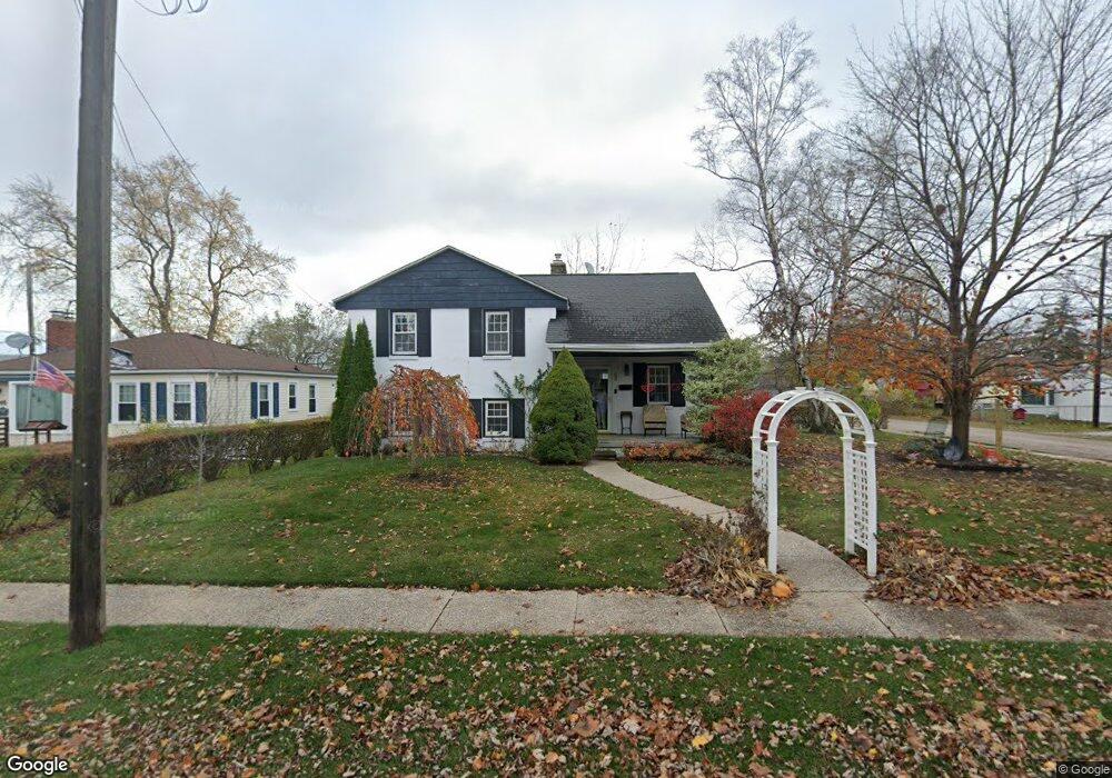 52 14th St, Port Huron, MI 48060 - photo 1