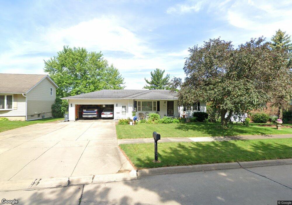 2510 30th St SW, Cedar Rapids, IA 52404 - photo 1