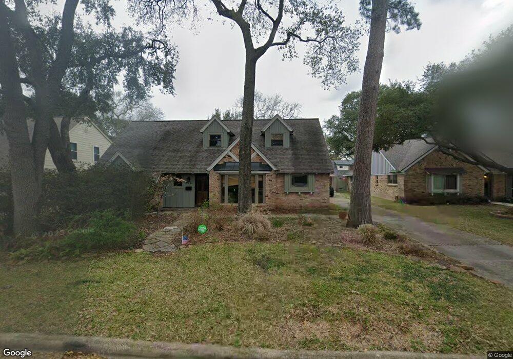 5011 Moss Hollow Ct, Houston, TX 77018 - photo 1