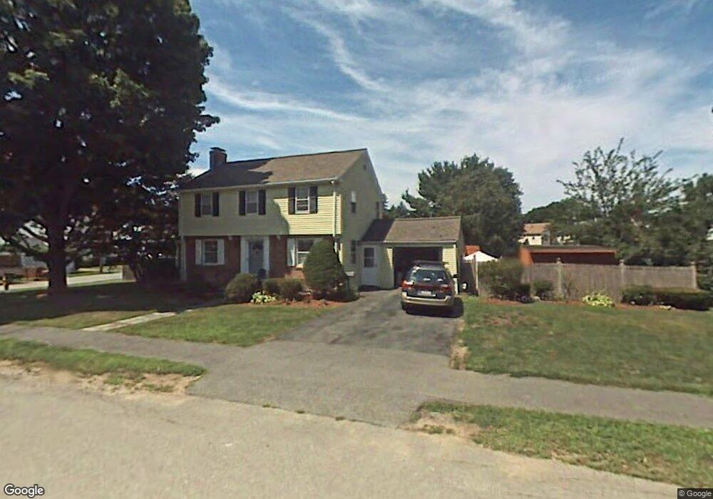 114 Whitman Rd, Waltham, MA 02453 - photo 1