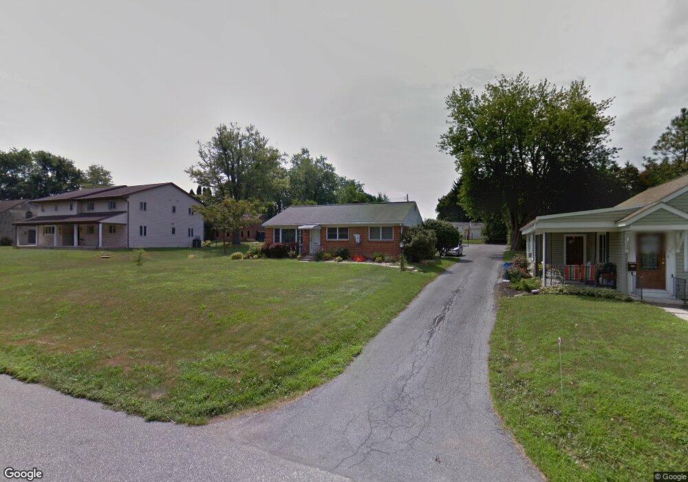 1250 E Derry Rd, Hershey, PA 17033 - photo 1