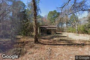 217 N First St, Glenwood, GA 30428