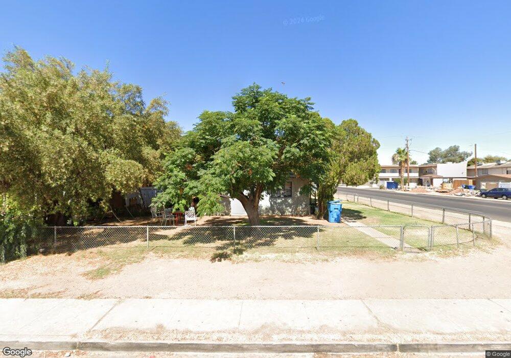 2246 N 28th Place, Phoenix, AZ 85008 - photo 1