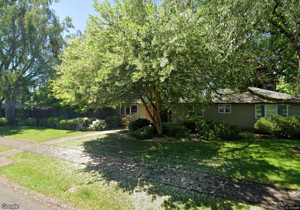 204 Dartmoor Dr, Eugene, OR 97401 - photo 1