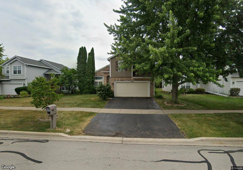 1956 Cobblebrook Ln, Naperville, IL 60565 - photo 1