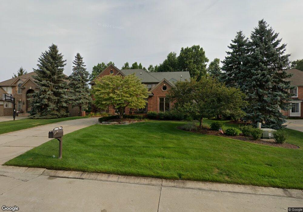 3662 Hollenshade Dr, Rochester Hills, MI 48306 - photo 1
