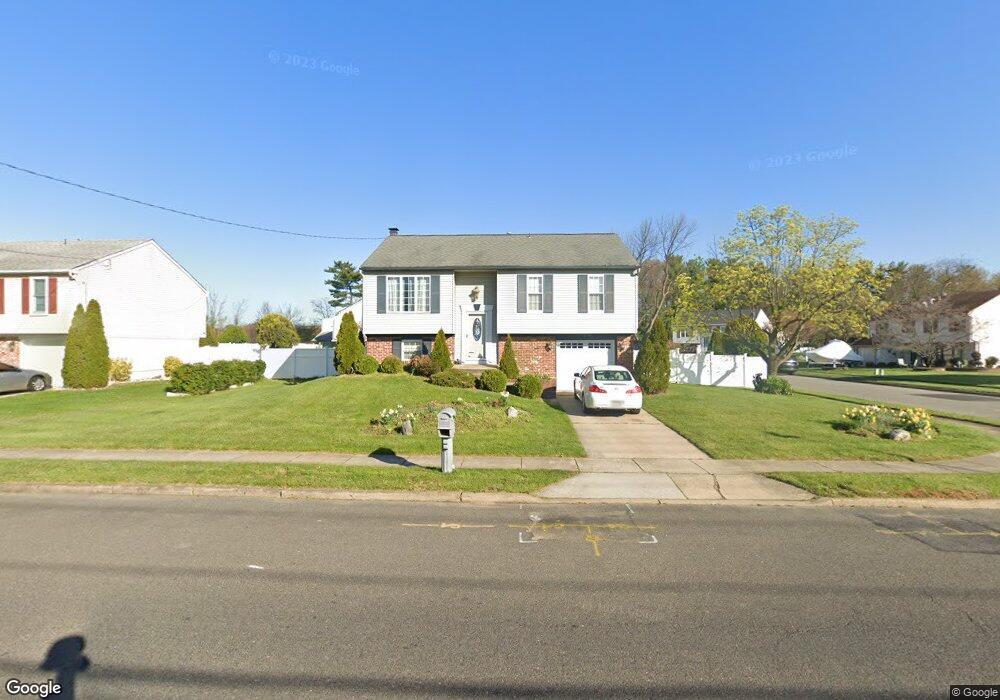 8141 Wyndam Rd, Pennsauken, NJ 08109 - photo 1