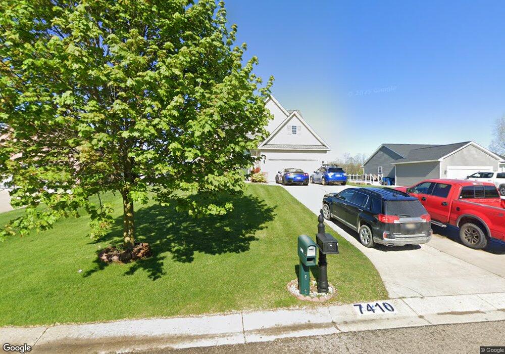 7410 Carroll, Swartz Creek, MI 48473 - photo 1