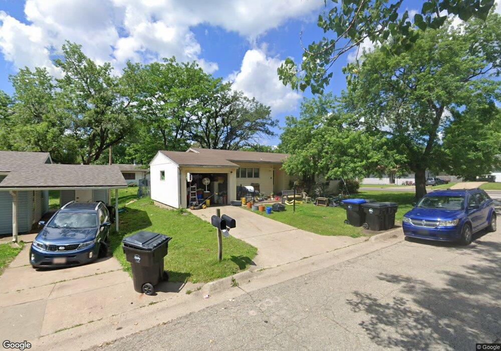 6701 SW Rockpost Rd, Topeka, KS 66619 - photo 1