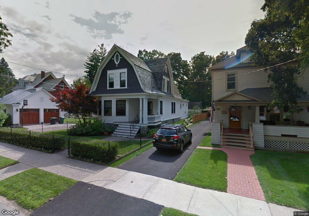 65 Ludlow St, Saratoga Springs, NY 12866 - photo 1