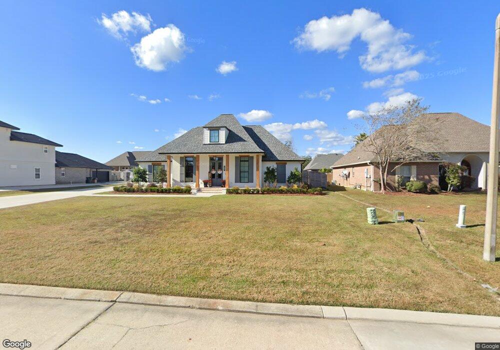 587 S Caleb Dr, Slidell, LA 70461 - photo 1